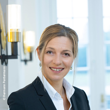 Menzel-Riedl, Susanne